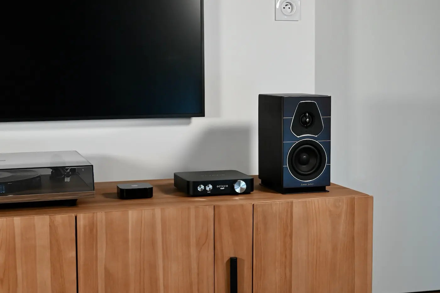 Octavio Amp avec Apple TV et Sonus Faber